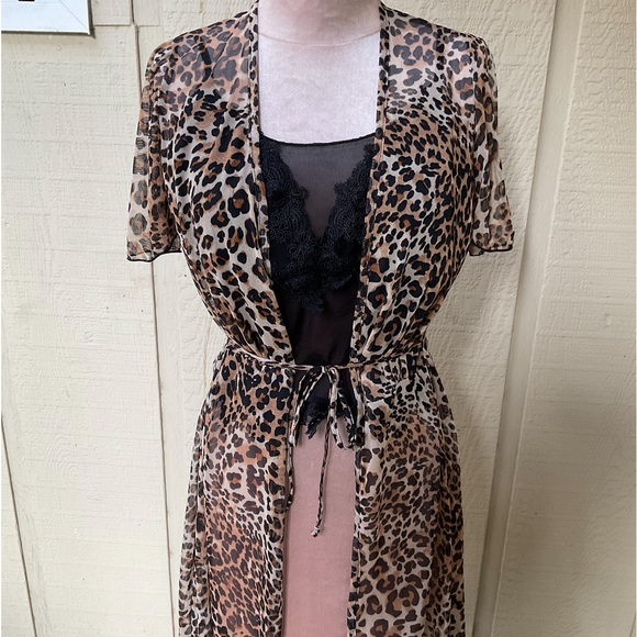 Jordan Taylor sheer tropical tribal short sleeve belted swim coverup wrap NWT  M - Picture 3 of 15